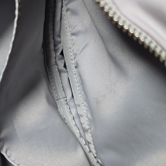 Lululemon Gray Crossbody Bag Adjustable Strap Compact Everyday Athleisure - Picture 12 of 13